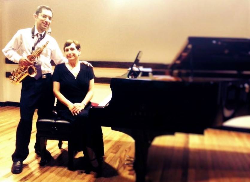 El saxofonista Iván Arguedas y la pianista Gertrudis Fetermann  a las 7:00 p.m. en la Sala Maria Clara Cullel