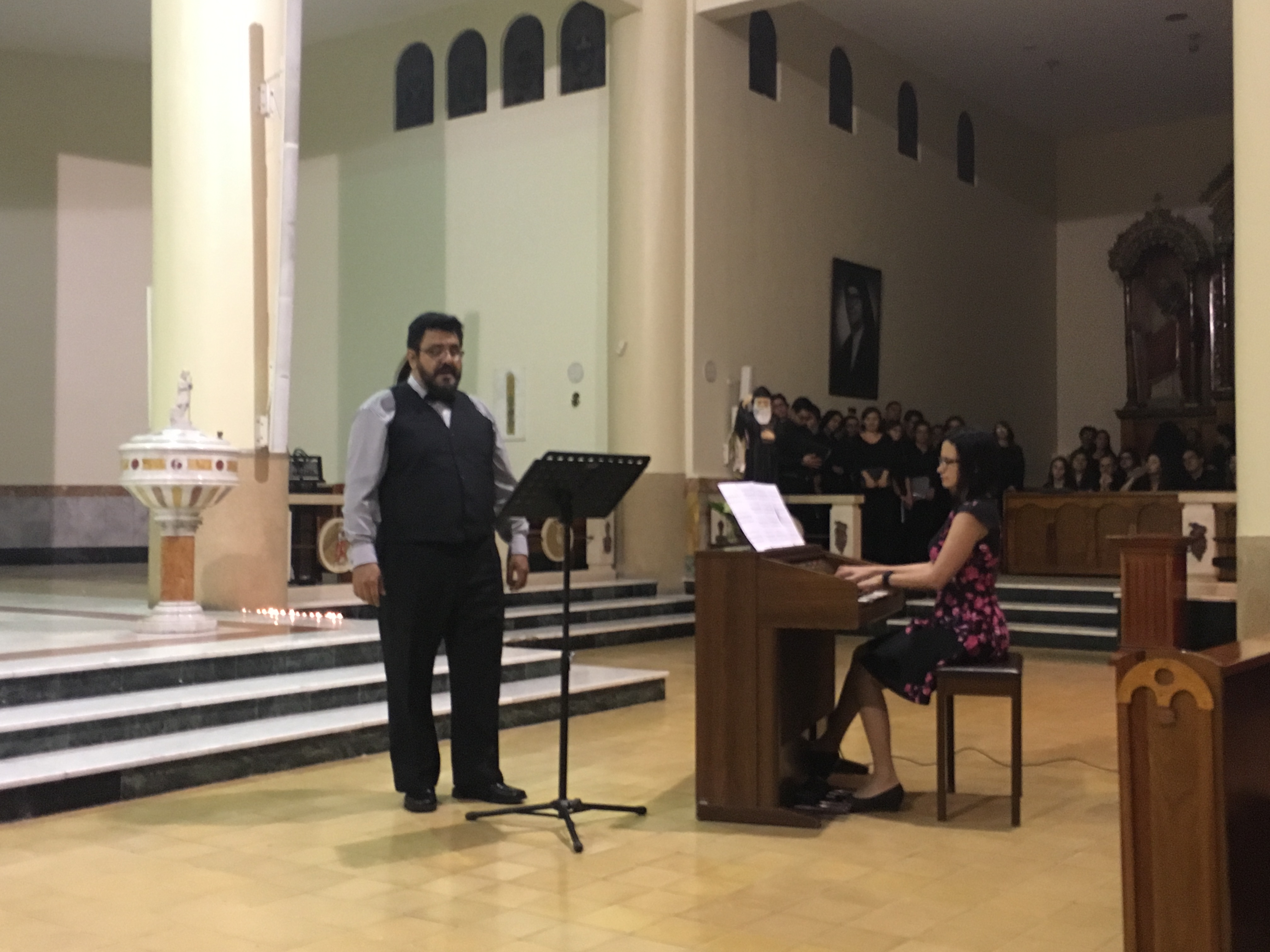 Un concierto de música sacra con el tenor Ernesto Rodríguez, Tanya Cordero al órgano  interpretaron distintas composiciones. Fotografía Annette Seas
