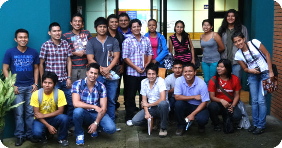 Estudiantes indígenas provenientes de las diferentes sedes y recintos de la UCR 