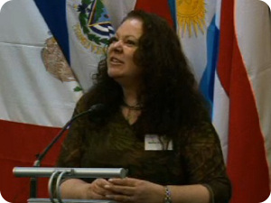 Sonia Boiarov, representante de Argentina, asegura que en la Sociedad de la Información, los horarios se flexibilizan, por eso existe un gran auge del teletrabajo.