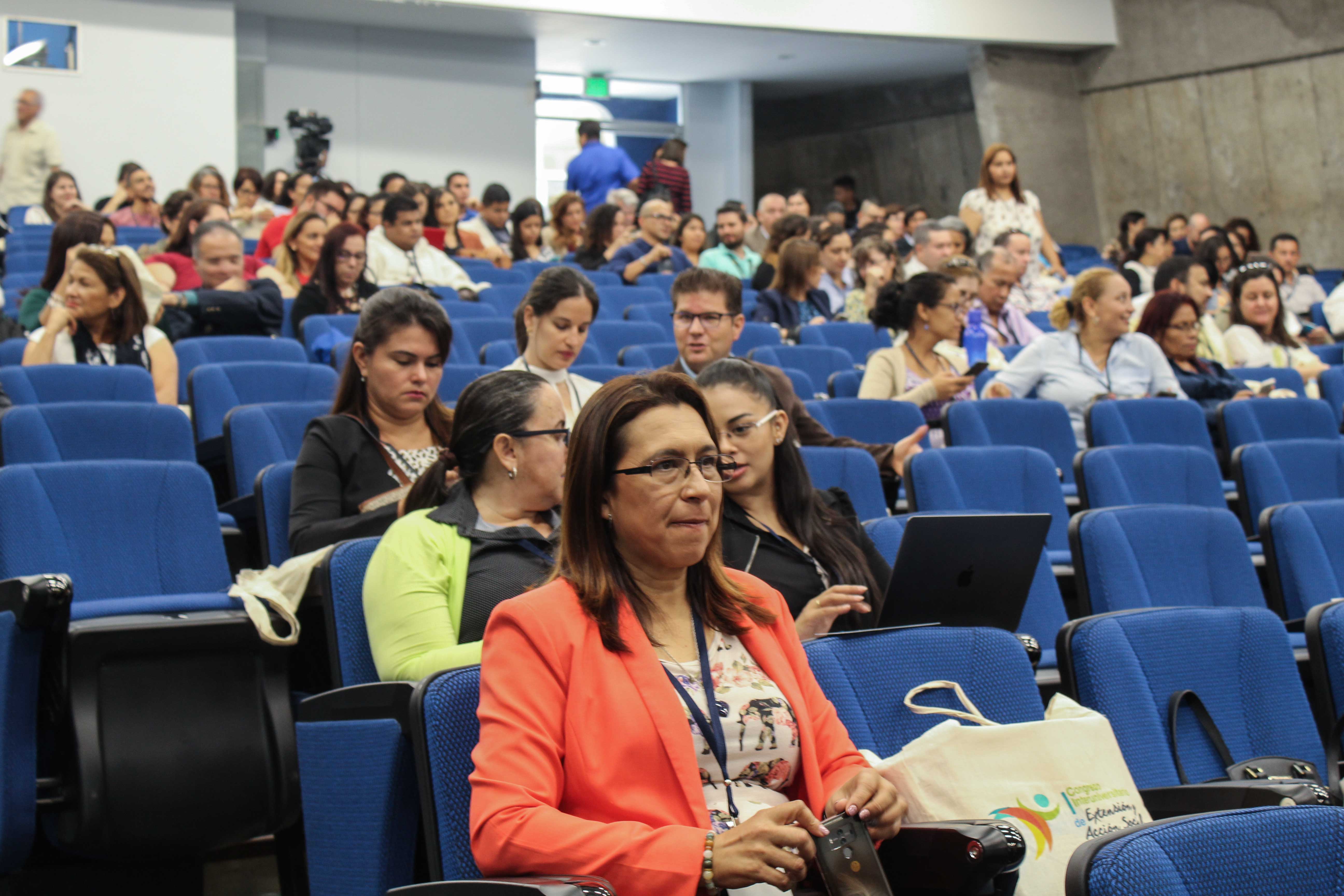 En el Congreso participan más de 500 personas, entre académicos, estudiantes y actores comunales de distintas partes del país. Foto: Pamela Picado.