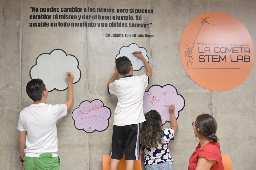 La UCR ejecuta 39 proyectos de Acción Social relacionados con los derechos de la niñez y adolescencia costarricense, relacionadas con la salud, el mejoramiento educativo, el estímulo del pensamiento crítico y el fomento de la participación en los procesos comunitarios.  Foto Laura Rodríguez