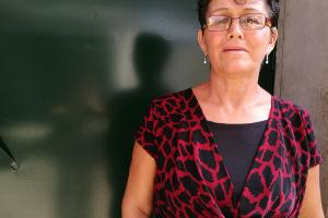 Para muchas mujeres, como doña Yanoris, fue muy importante contar con estos espacios de socialización y aprendizaje, así como recibir el reconocimiento por parte de la UCR. Foto: Rebeca Gu. Para muchas mujeres, como doña Yanoris, fue muy importante contar con estos espacios de socialización y aprendizaje, así como recibir el reconocimiento por parte de la UCR. Foto: Rebeca Gu.