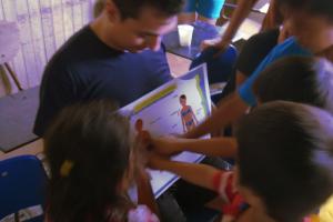 Diversidad lingüística de Costa Rica es un proyecto presentado por Carlos Sánchez, implica la elaboración de diccionarios pictóricos y etnográficos, fotografía del proyecto EC 408. Diversidad lingüística de Costa Rica es un proyecto presentado por Carlos Sánchez, implica la elaboración de diccionarios pictóricos y etnográficos