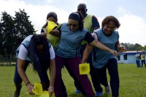 Las actividades integraron el deporte y el movimiento en la solución de problemas matemáticos. Foto: Angélica Castro.