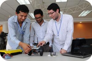 En la segunda edición del Robotifest se inscribieron 18 equipos, divididos en dos categorías (general y robótica espacial).Fotografías Laura Rodríguez, cortesía de la Oficina de Divulgación de la Universidad de Costa Rica. Fotografías Laura Rodríguez. En la segunda edición del Robotifest se inscribieron 18 equipos, divididos en dos categorías (general y robótica espacial).Fotografías Laura Rodríguez, cortesía de la Oficina de Divulgación de la Universidad de Costa Rica. Fotografías Laura Rodríguez.