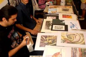 En la Feria habrá pinturas, esculturas, cerámicas a la venta, así como actividades para todo público. Foto: Archivo En la Feria habrá pinturas, esculturas, cerámicas a la venta, así como actividades para todo público. Foto: Archivo